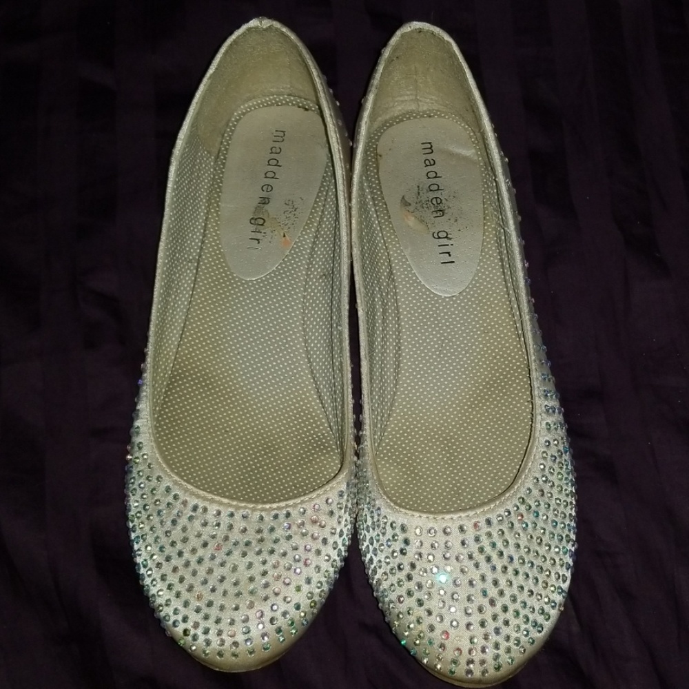 Madden girl rhinestone flats size 7